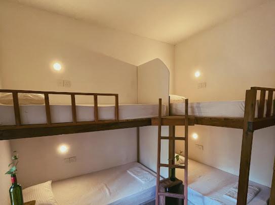 Waypoint Arugam Bay Hostel Ngoại thất bức ảnh