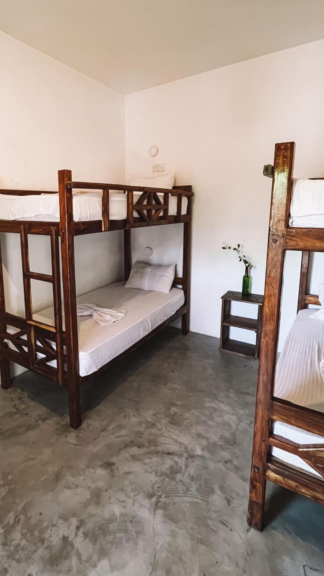 Waypoint Arugam Bay Hostel Ngoại thất bức ảnh