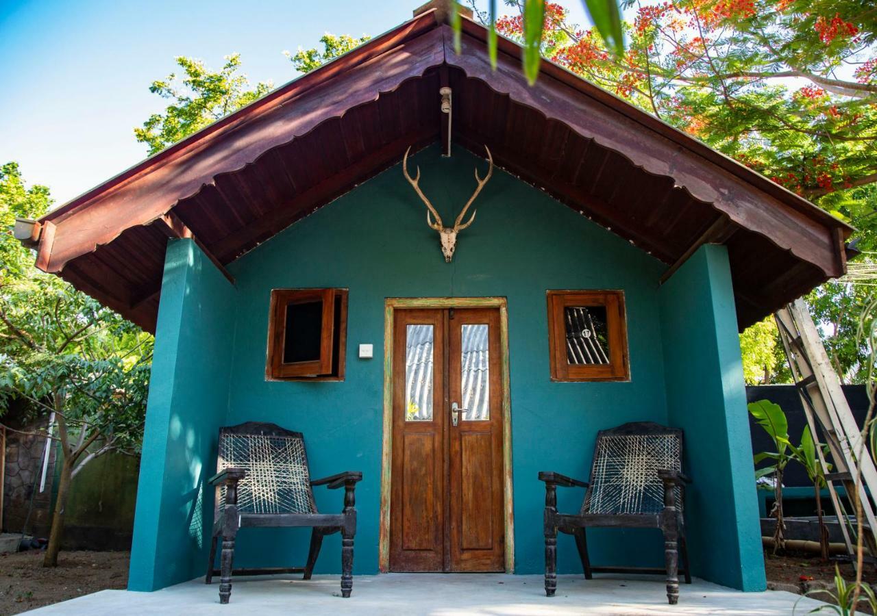 Waypoint Arugam Bay Hostel Ngoại thất bức ảnh